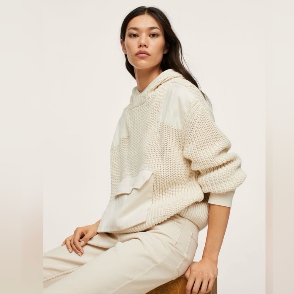 MANGO HOODED SWEATER - NWOT